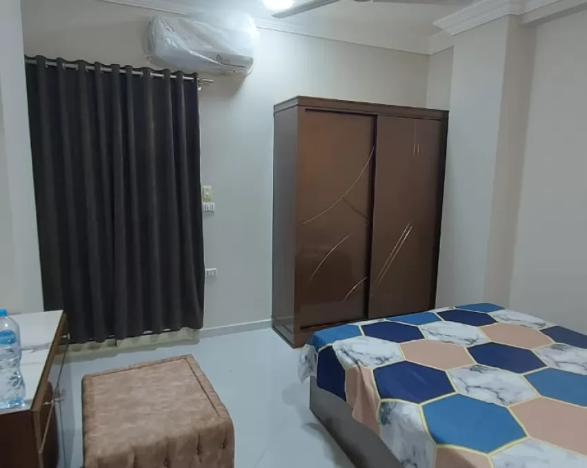 Apartament 85 m na ulicy El Madars